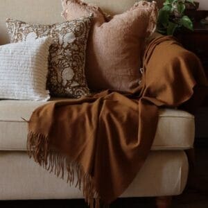 rust cushions