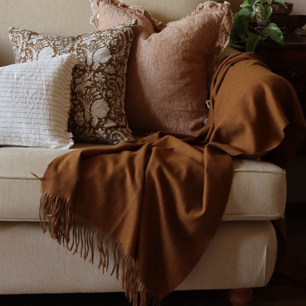 rust cushions