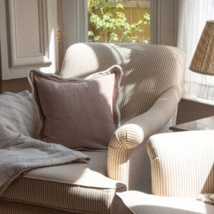 chloe dusty pink scalloped edge cushion