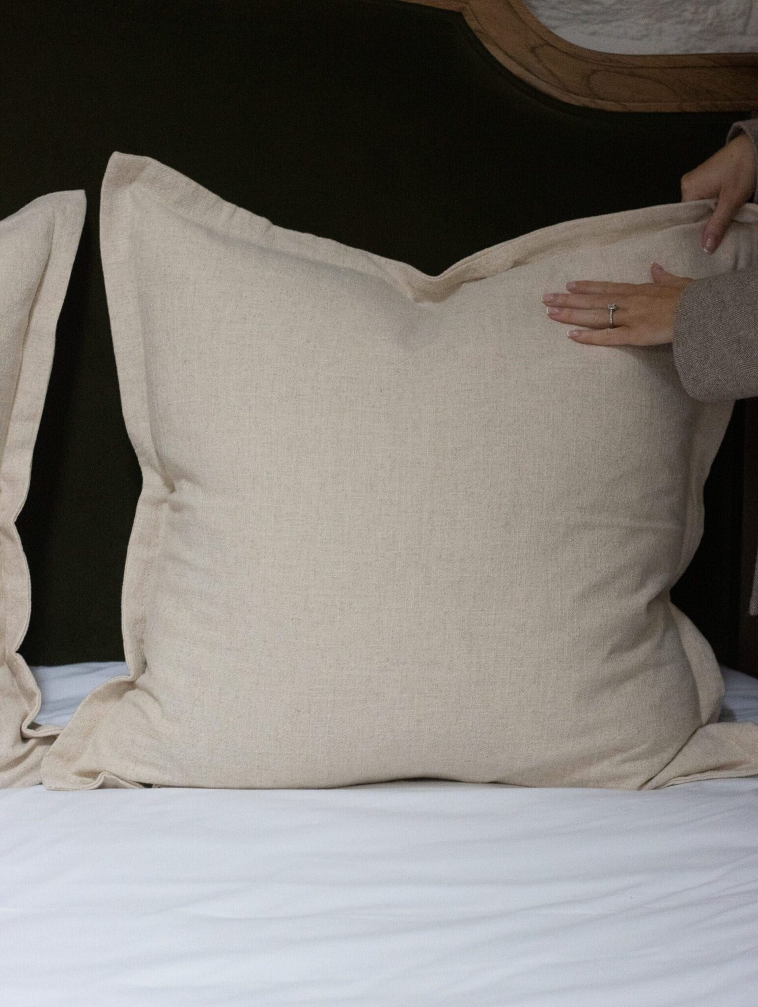 orla sand flanged edge cushion 65x65