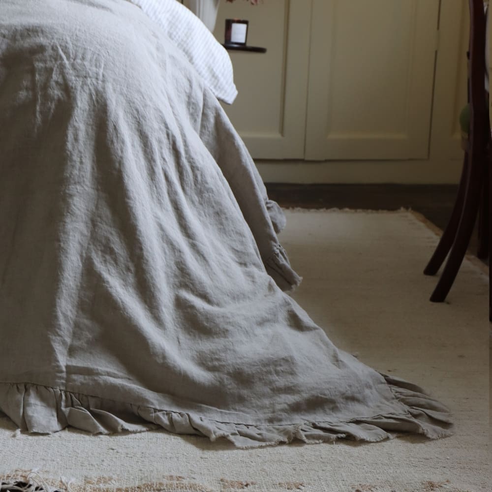Natural Ruffle Linen Bedspread