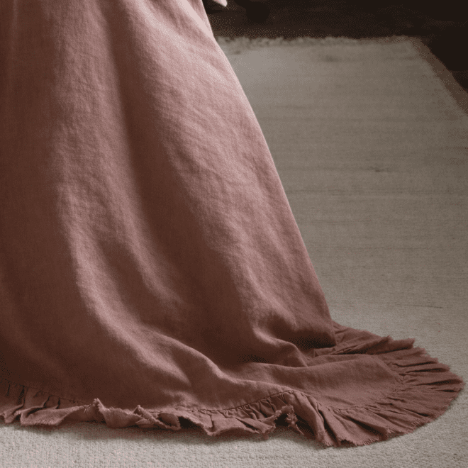 Dusty Pink Ruffle Linen Bedspread
