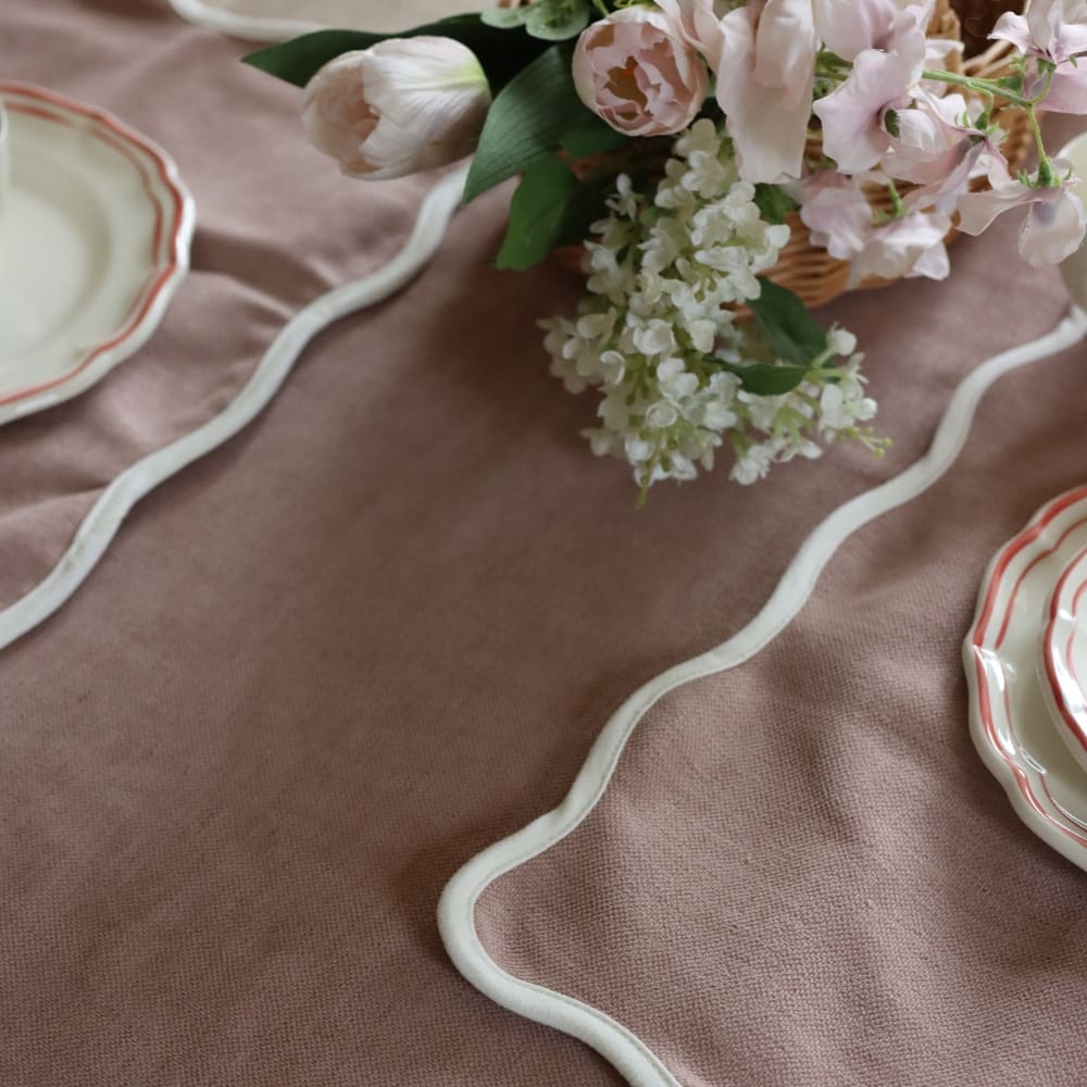 Chloe Dusty Pink Scalloped Table Runner