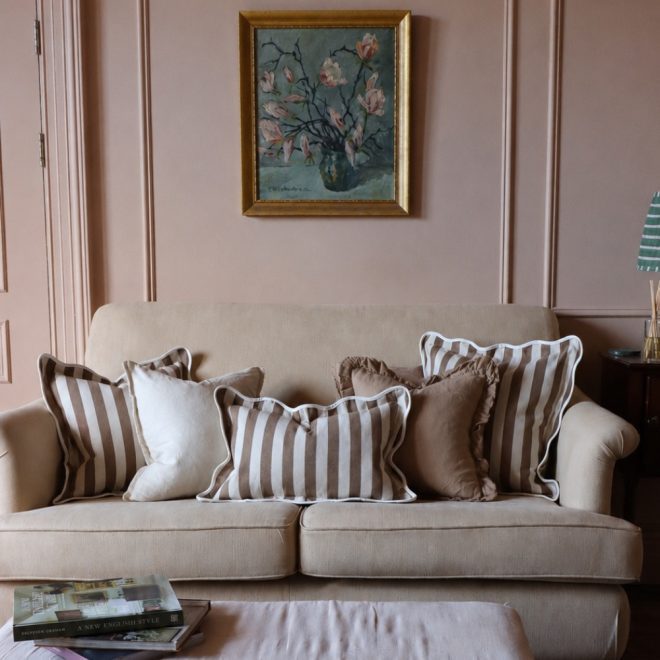The Brown & Cream Cushion Combination