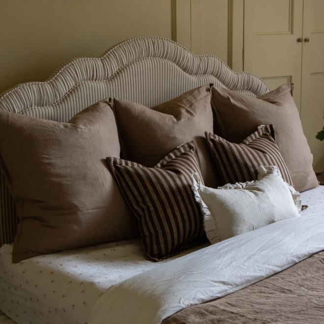 The Large Coffee & Cream Cushion Combination
