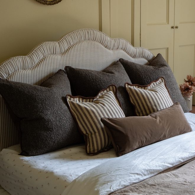 The Espresso Brown Cushion Combination
